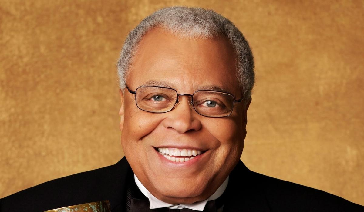 Star Wars James Earl Jones steps back from Darth Vader role